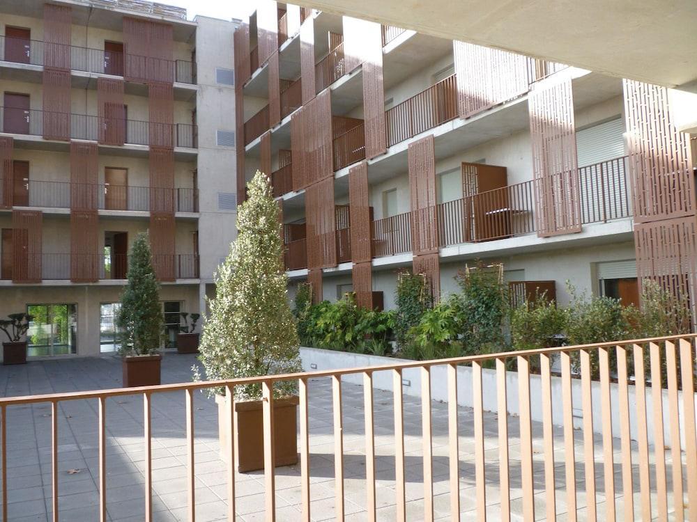 Lagrange Aparthotel Montpellier Millenaire Exterior photo